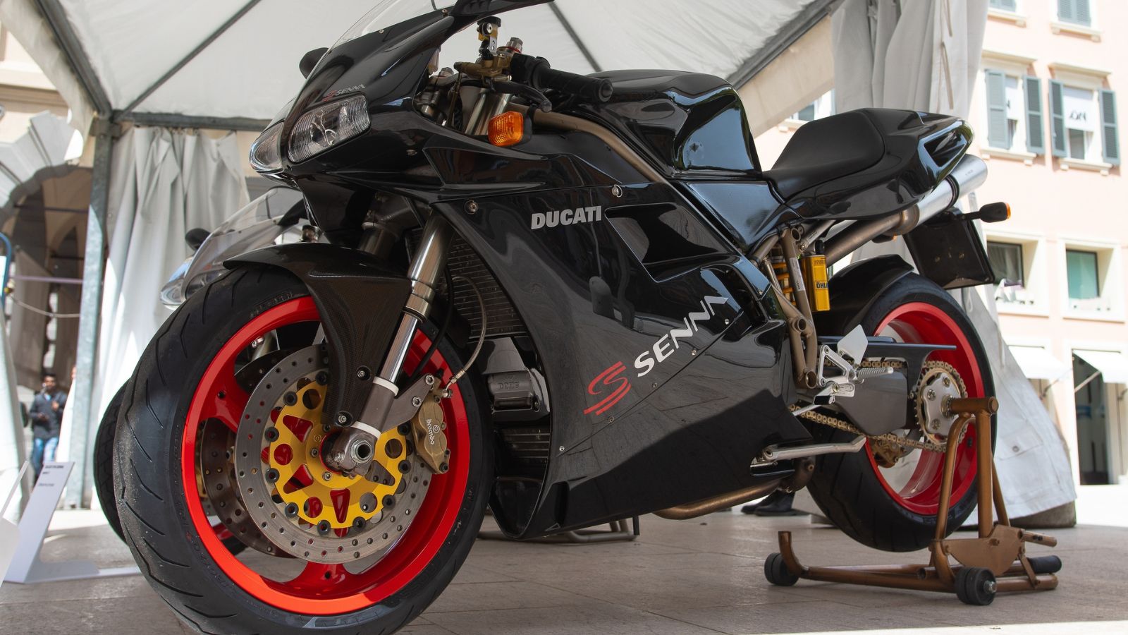 Ayrton Senna’s Ducati Obsession: The Fascinating Relationship You Never Knew About