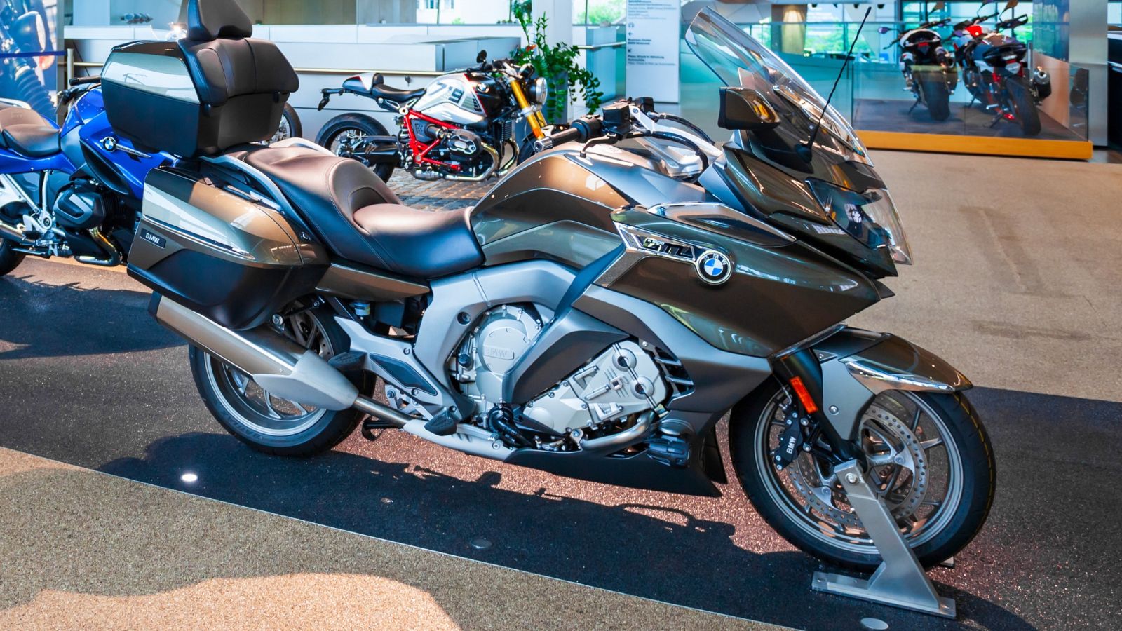 The BMW K1600: The Secret Legend of the Six-Cylinder Motorcycle World